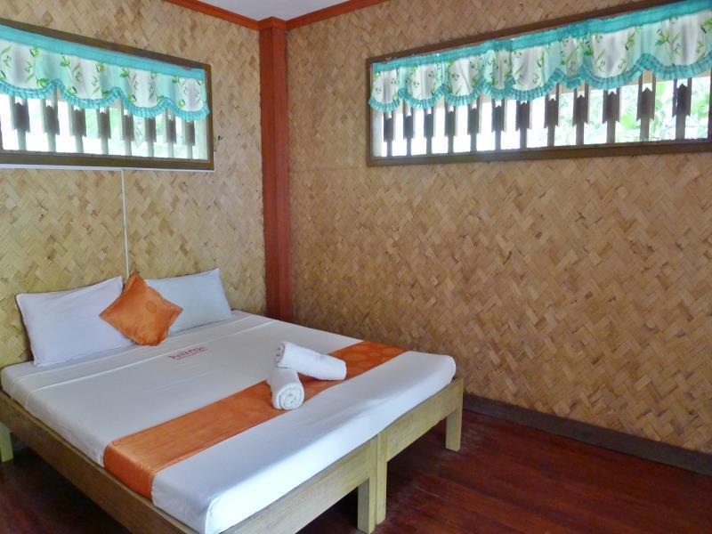 Kalinga Beach Resort 爱妮岛 外观 照片